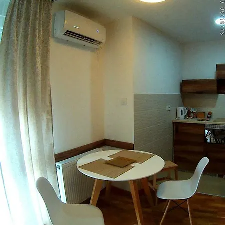Uki-Modern Apartment With Parking Novi Sad Dış mekan fotoğraf