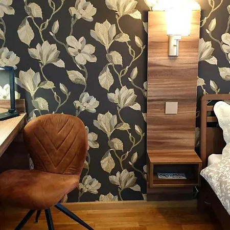 Uki-Modern Apartment With Parking Novi Sad Dış mekan fotoğraf