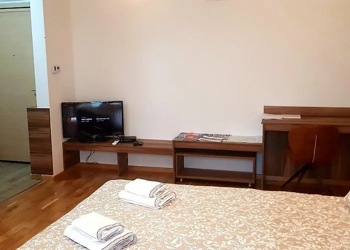 Uki-Modern Apartment With Parking