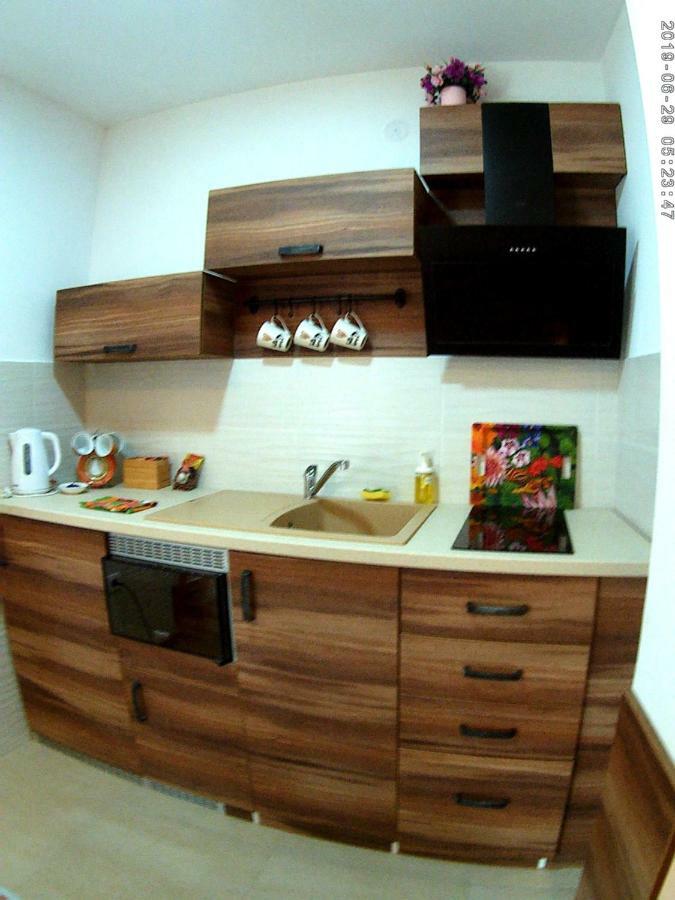 Uki-modern With Parking Apartman